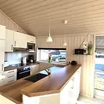 2 House B 125 Hébergement de vacances *