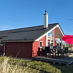 2 House B 125