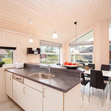 2 House B 125 *
